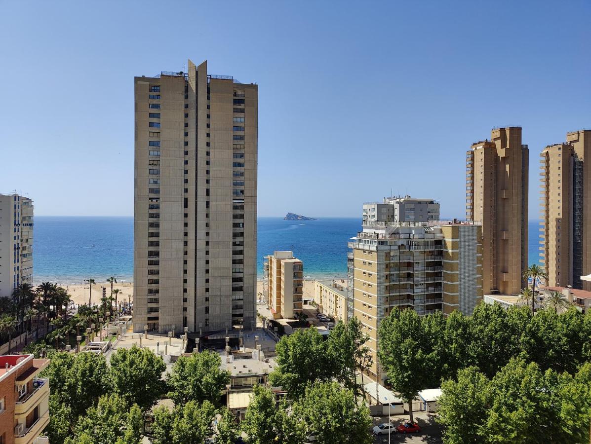Gerona Sea View Apartments Бенидорм Екстериор снимка