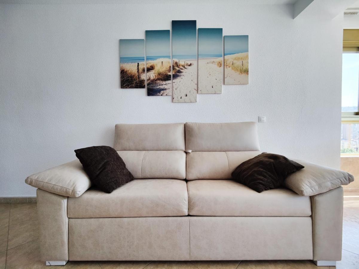 Gerona Sea View Apartments Бенидорм Екстериор снимка