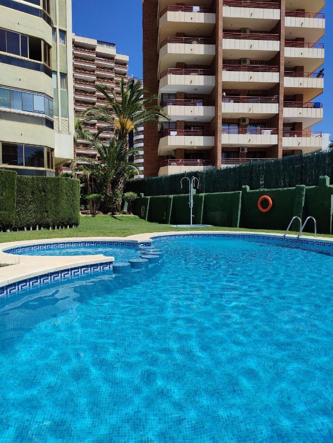 Gerona Sea View Apartments Бенидорм Екстериор снимка