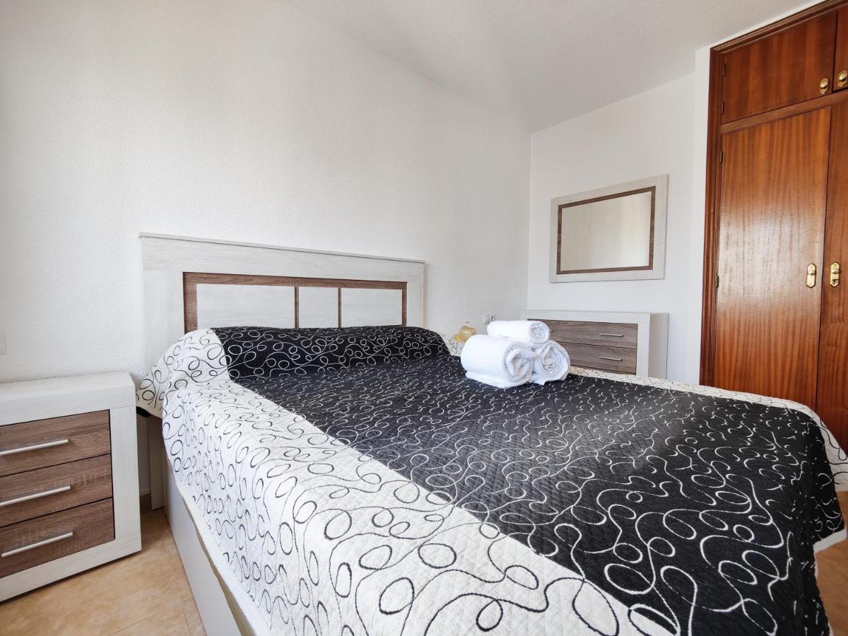 Gerona Sea View Apartments Бенидорм Екстериор снимка